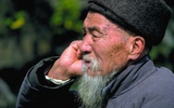 研究人员发现老人确有特殊体味且并不难闻