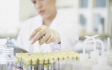 未来生物仿制药研发仍将由大型制药企业主导