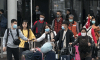 世卫组织最新提醒：仅戴口罩防不住新冠病毒