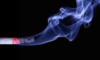 22年中国人群随访揭示：吸烟可使胃癌死亡风险翻倍，长期吃大蒜可起到预防作