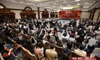 代表委员直面医保调整大局：穿越寒冬 变革市场