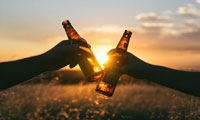 戒酒有望？Science子刊揭示嗜酒成瘾之谜